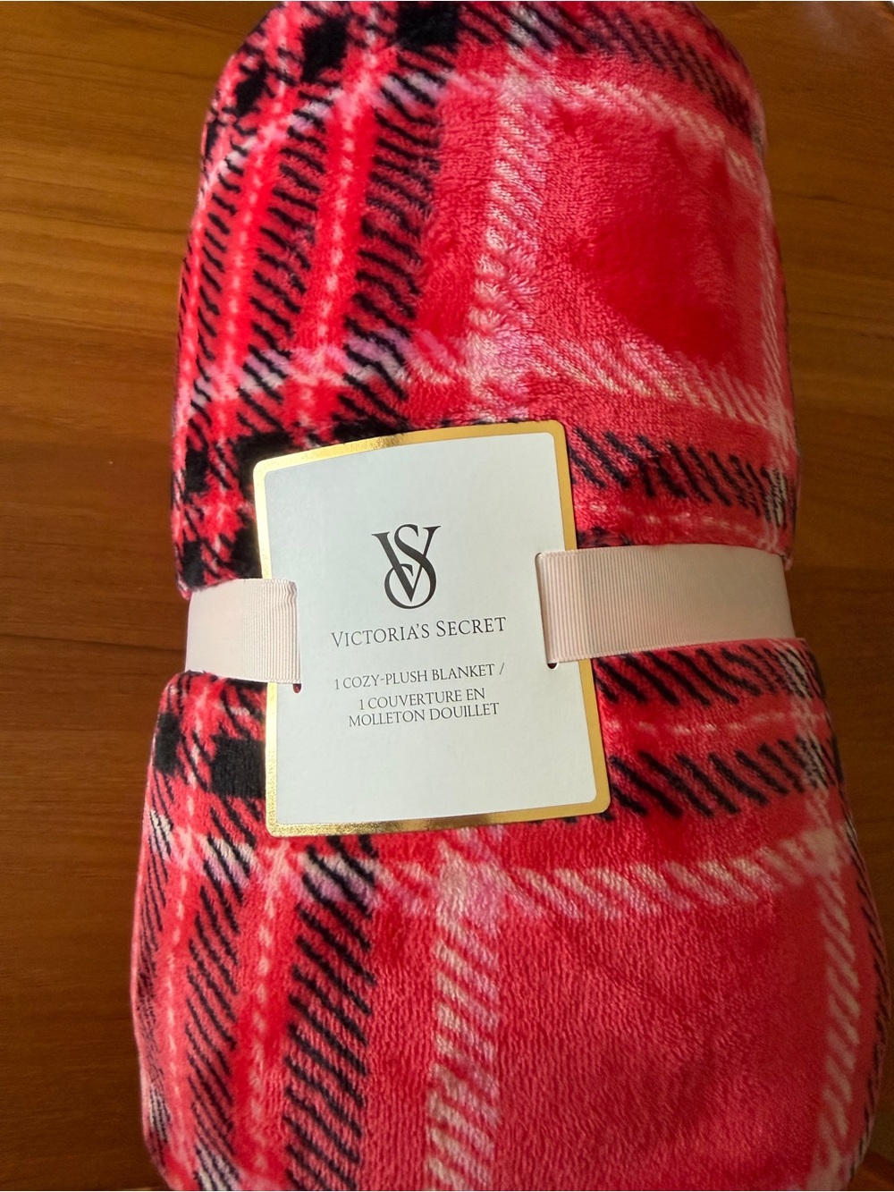 Victoria's Secret Red and Black Plush Plaid Throw